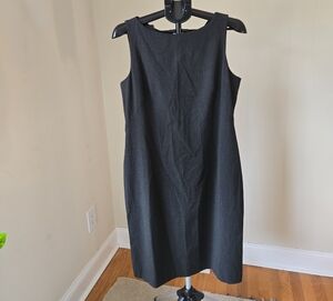 London Times Gray Sleeveless Midi Sheath Dress